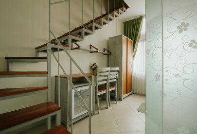 Kost Exclusive Slipi - Urbanest Inn House