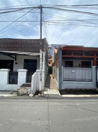 Kost Nanunisa Utan Kayu