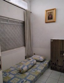 Kost Nyaman Karyawati dan Mahasiswi