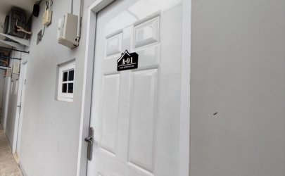 Pintu masuk Aparthouse