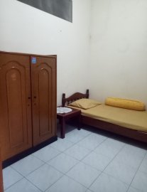 5 KamarKost AVAILABLE Lokasi Di Kramat IV Senen - Jakarta Pusat