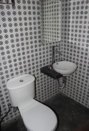 Setyodirgo House Petojo- Kos kamar mandi dalam