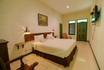 Kost Mewah daerah Kemang / Ampera / TB Simatupang