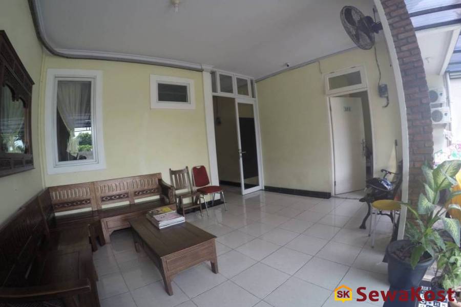 PRAMUKA HomeStay / Kost di Daerah Salemba Jakarta Pusat