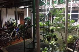 Yogyakarta Traditional & Bright Room 