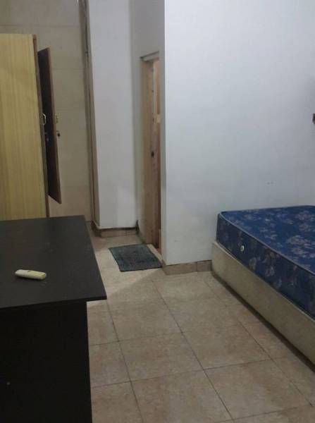 KOST DEPAN UBAYA TENGGILIS MEJOYO