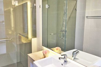 Kamar Mandi utk Kamar Premiere