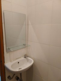 Kost AC WiFi TV berlangganan kamar mandi dalam dg water heater