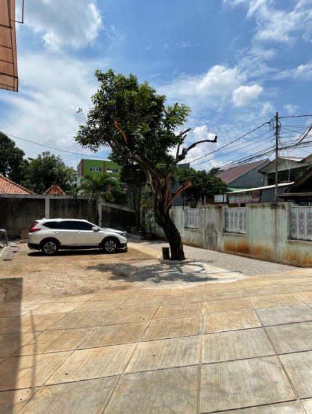 Kost Jatiwaringin Pondok Gede