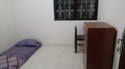 Kost Syariah "Rumah Nenek" (Harian, Mingguan,Bulanan)