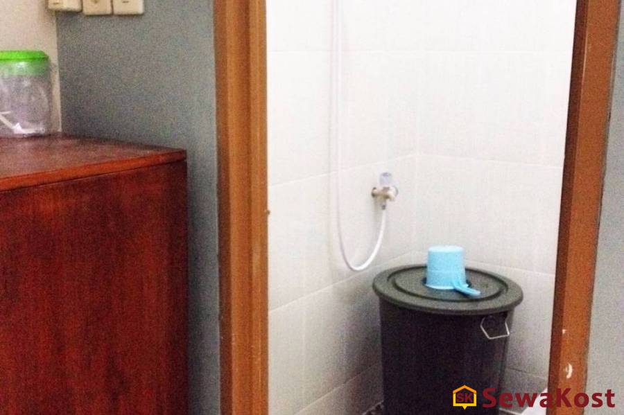 sedia kamar  kost  di  kalibata pasar  minggu 