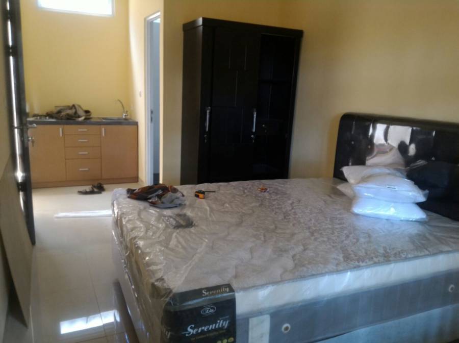 Baru jadi  kost Exclusive karyawati Wanita jl  Al-barkah RT09