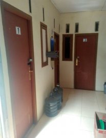 pintu kost