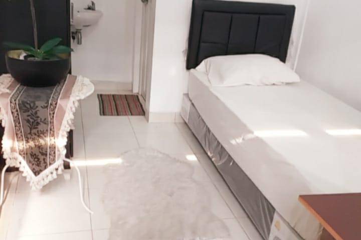 KOST CASA AYASOFYA (Dekat TEKNIK & EKONOMI UI)