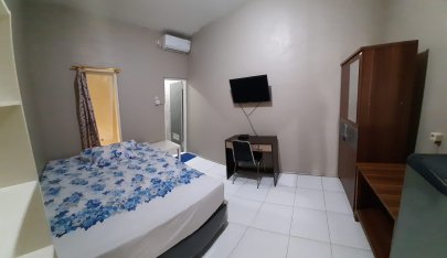 KOST HOKI 31 , Jl Pinus Hijau 3 No. 1, Meadow Green - Lippo Cikarang, Cibatu - Cikarang Selatan