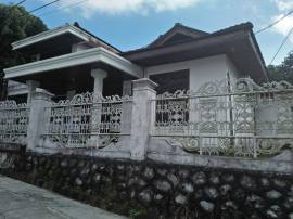 Kos Kosan area Giant Balikpapan