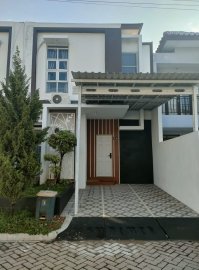 Kost Executive Padi Village Telukjambe - Mama Elan 2 