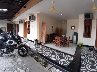 Lusa home syari'ah kost eksklusif dan guest house