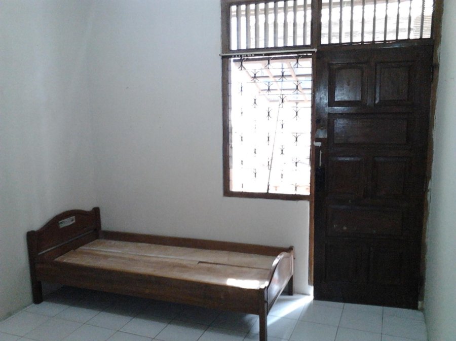 Kos khusus karyawan/pria muslim lokasi strategis