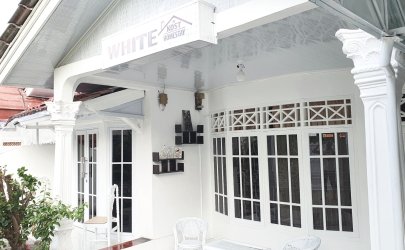 WHITE KOST & HOMESTAY  ~ Kos strategis & murah di Serang-Banten