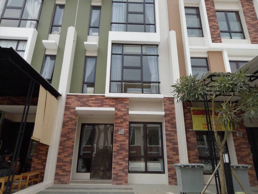 Tampak depan (no.50)