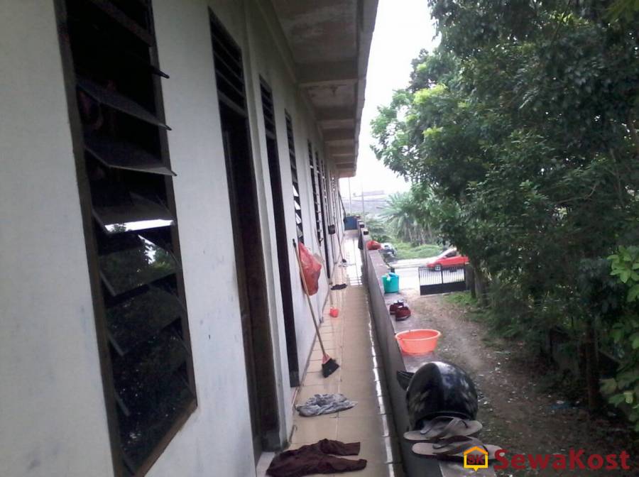 Sewa kost wanita