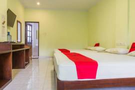 Holiday Beach Inn near Pantai Barat Pangandaran