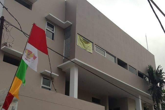 Bangunan tampak depan