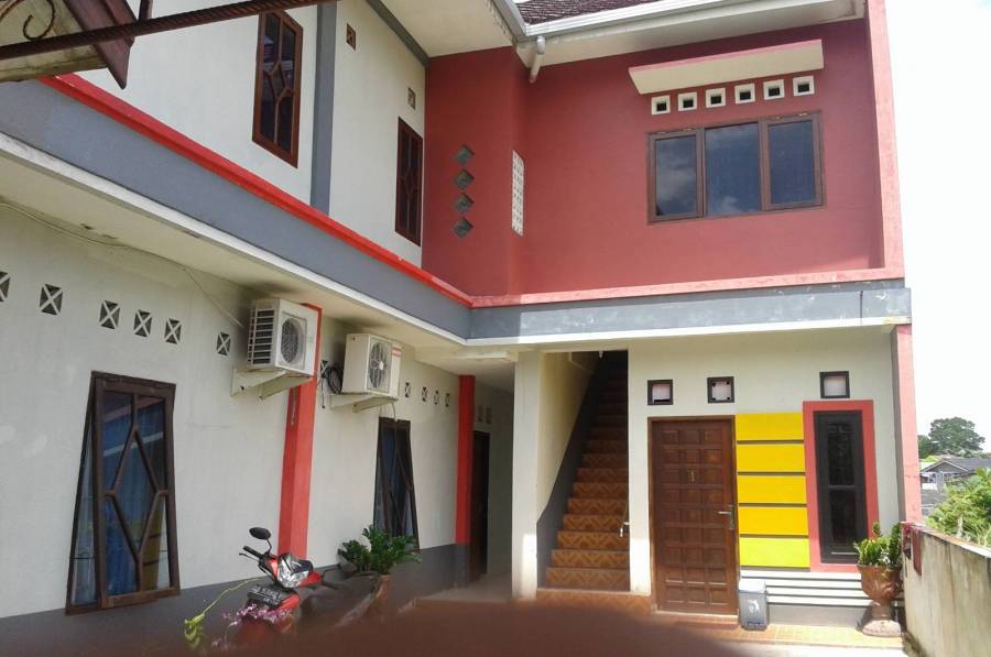 kost untuk mahasiswa/wi murah di jl MT Haryono Gang PLN Balikpapan