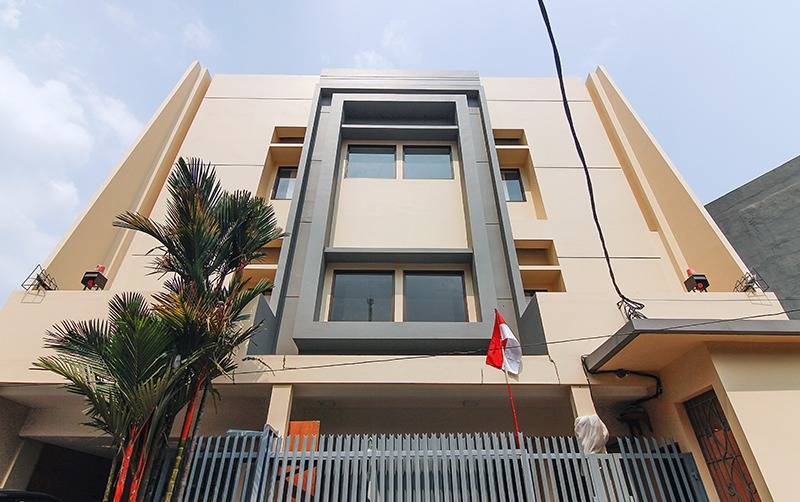 Tampak Depan Bangunan
