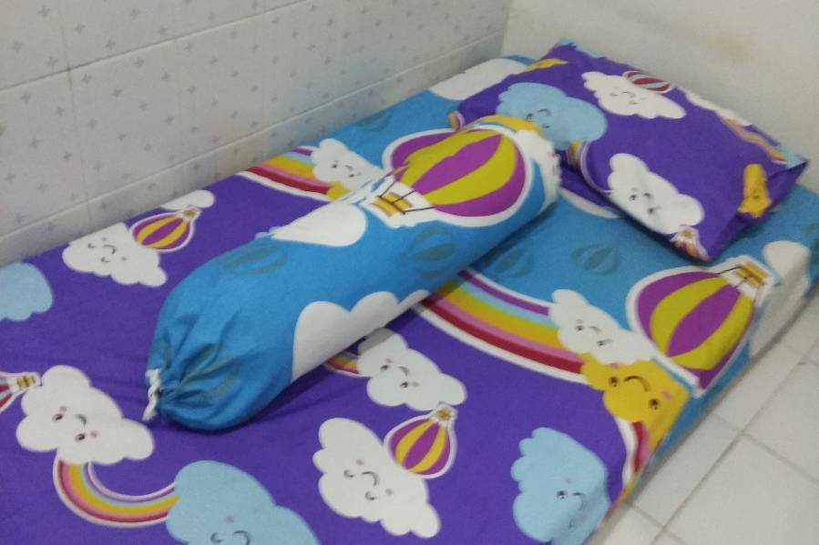 KOST KARYAWATI SINGLE DI MENTENG