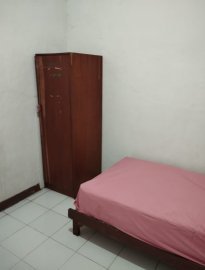 Kost Ibu Adriani