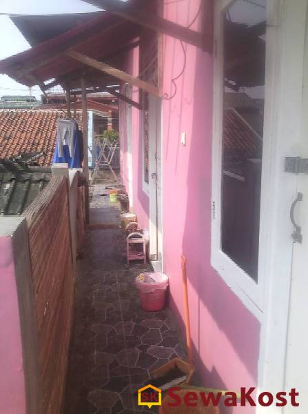 sewa kos putri