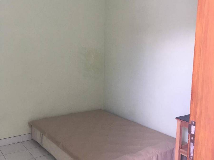 Terima kost muslimah sekitar universitas widyagama