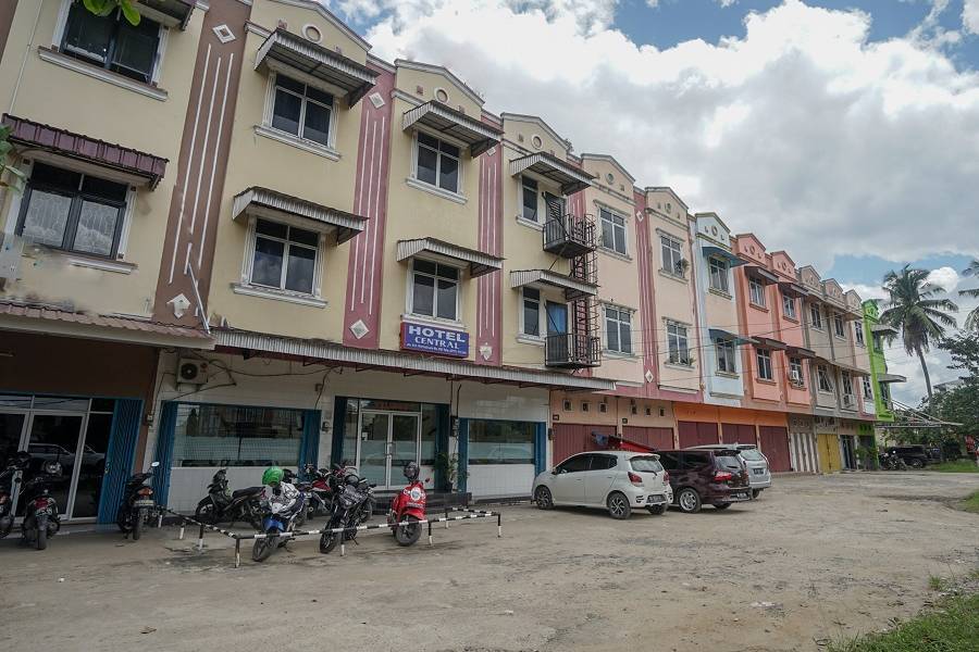 OYO 448 Hotel Central Kost Campur Sumatera Selatan  Palembang Murah