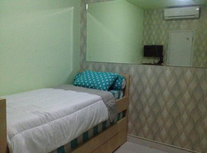 tempat tidur