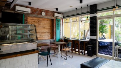 Kostel Exclusive Bulanan di Pusat Kota - Rock Residence Jagir Surabaya