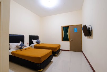 Kost Athena Syahriah Twin Bed Hanya 1 Menit Ke RSUD Tangerang