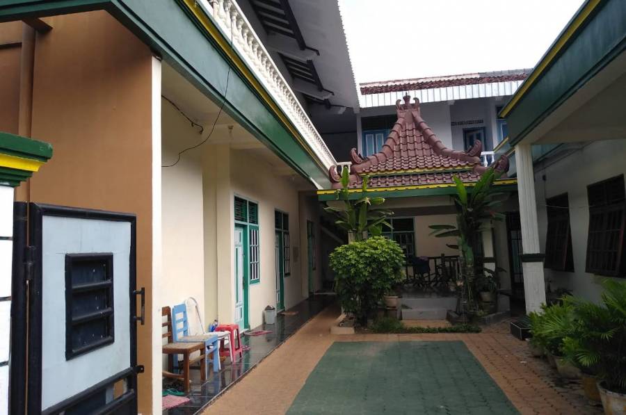 Disewakan kost putri (karyawan/mahasiswi/pelajar) hargaTp.450rb