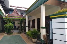 Disewakan kost putri (karyawan/mahasiswi/pelajar) hargaTp.450rb