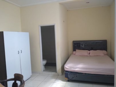 KOST SALMAN 18 Kebun Jeruk 