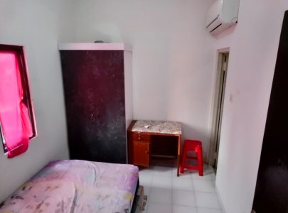 KOST LOTTE KUNINGAN 42A