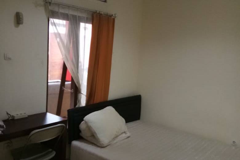 Kost Executive 1 JT 1 2 JT 1 5 JT AC WIFI LAUNDRY Kost Executive 1 JT 1 2 JT 1 5 JT AC WIFI LAUNDRY