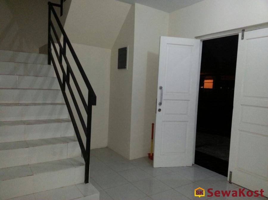 Rumah kos nyaman, dalam klaster, bisa suami istri di Cipinang Jagal Jakarta Timur