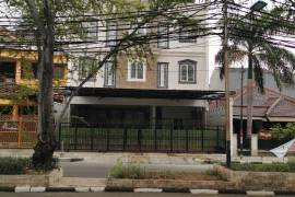 Triple T Residence Best Kostel Grogol Jakarta Barat