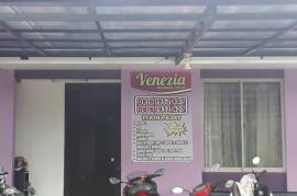 Venezia Boarding House ( kost )