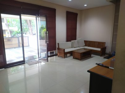 KOST MAHASISWI ATMAJAYA