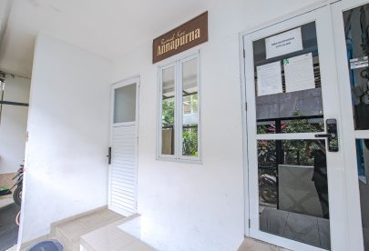 Kost Annapurna Tipe B Dekat Rumah Sakit TNI Angkatan Laut Dr. Mintohardjo